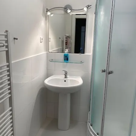 Lejlighed 3 Bed Flat - Sleeps 10 - Pets - Smoking On Terrace *