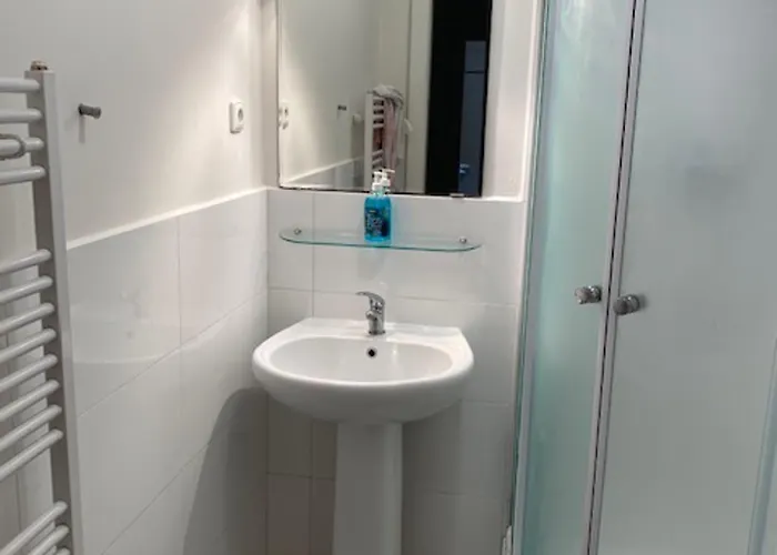 Διαμέρισμα 3 Bed Flat - Sleeps 10 - Pets - Smoking On Terrace *